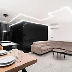 Apartmán Premium Two Bedroom Burin 100 By Locap Group