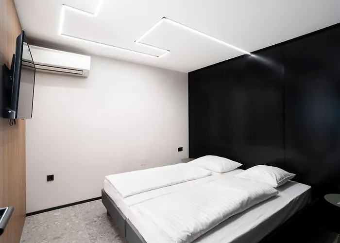 Premium Two Bedroom Burin 100 By Locap Group *