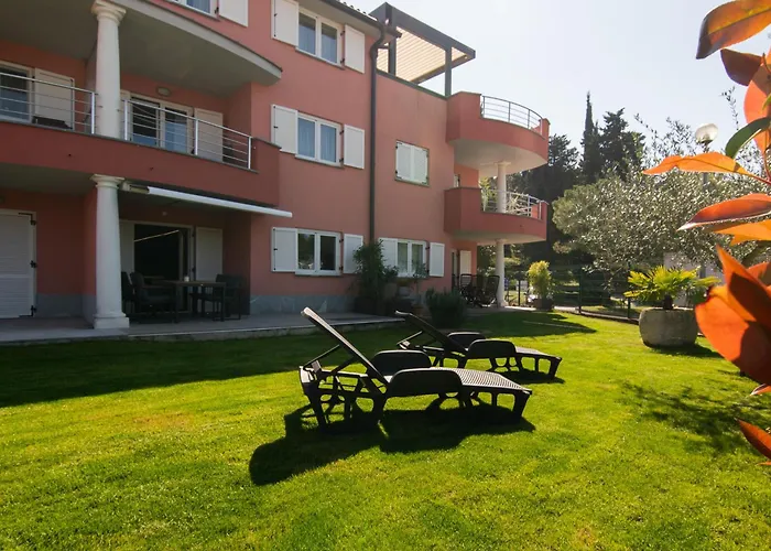 Premium Two Bedroom Burin 100 By Locap Group Daire